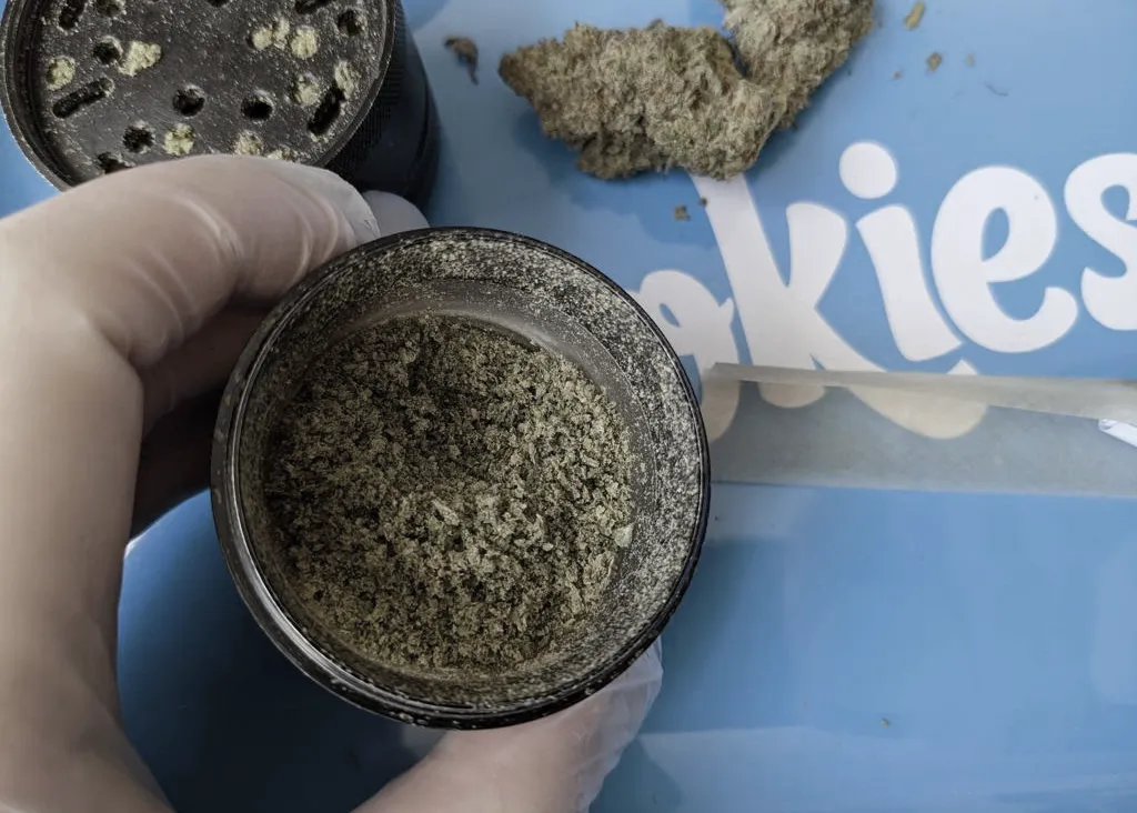 How to Roll a Joint 3 02 grind your cannabis