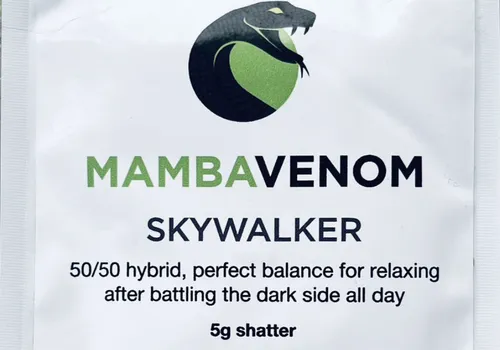 How to Dab Cannabis Extracts (from Shatters to Wax) 6 mambavenoim skywalker shatter packaging