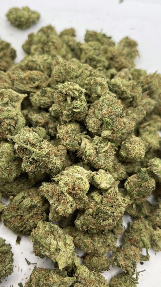 Lemon Sour Diesel (AAA+)