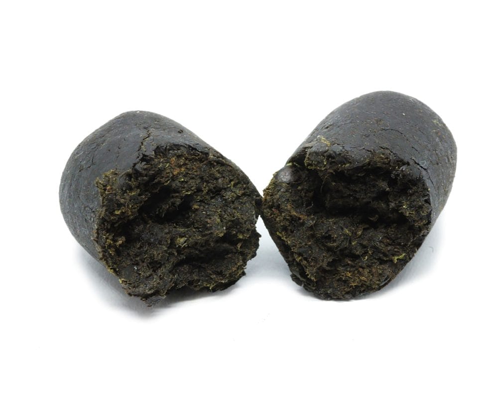 Jamaican Gum Hash 1 For decades Jamaica was known for exporting high grade cannabis and hashes around the globe including a high quality hash named Jamaican Gum Hash. Many cannabis connoisseur from countries such as Canada, United States and the Netherlands would all wonder how this creamy potent hash would have it’s distinctive bright red and orange color making it a novelty in the hash world.